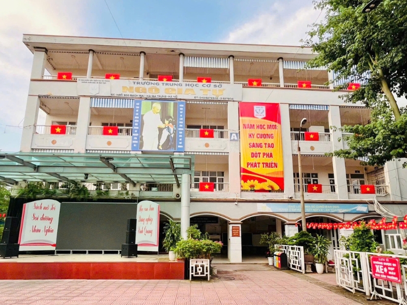 Toàn cảnh cơ sở 300 Bạch Mai